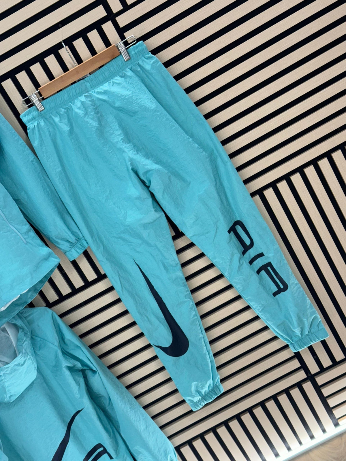 Chandal nike air azul cielo