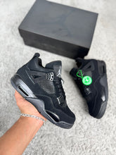 Jordan 4 Negro