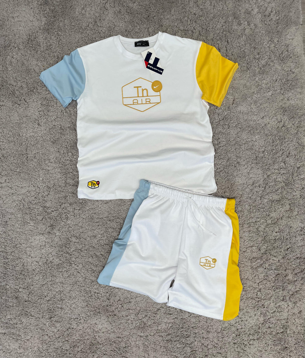 CONJUNTO NIKE  TN