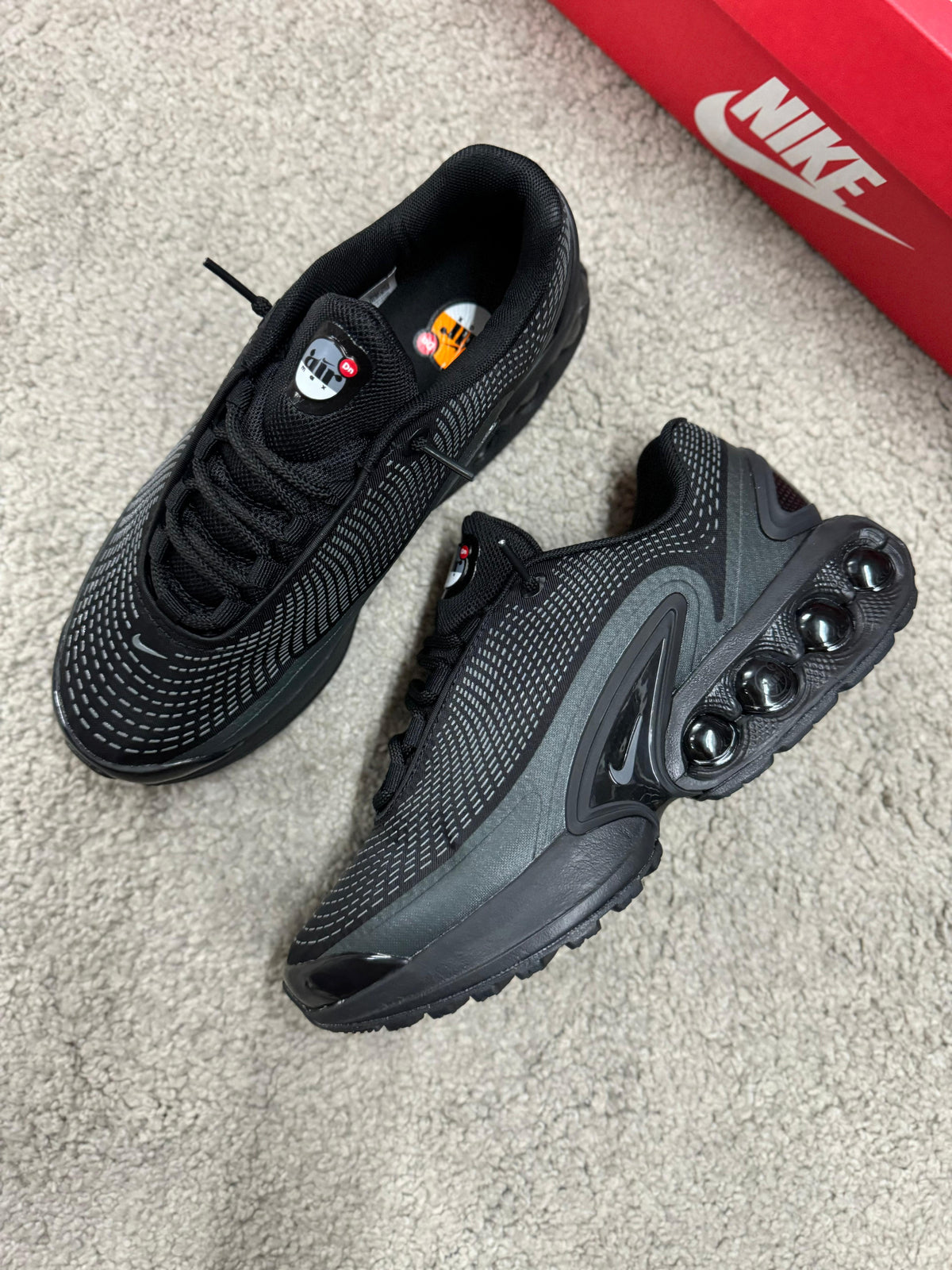 Zapatos NIKE DN NEGROS MAX CALIDAD