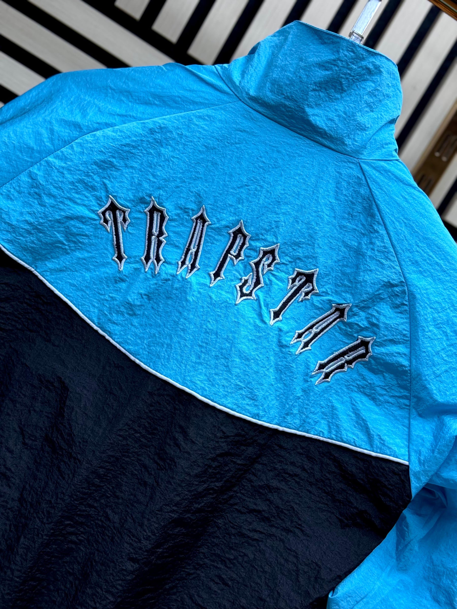 Chandal Trapstar azul claro